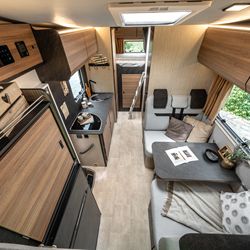 Obytný vůz Rimor Sarus 5