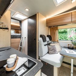 Obytný vůz Rimor Sarus 5