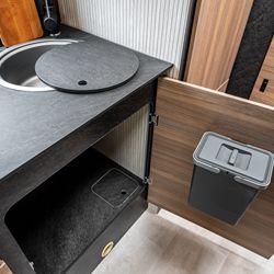 Obytný vůz Rimor Sarus 5