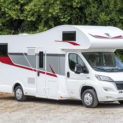 Obytný vůz Rimor Seal 695