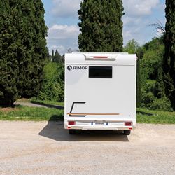 Obytný vůz Rimor Sarus 5